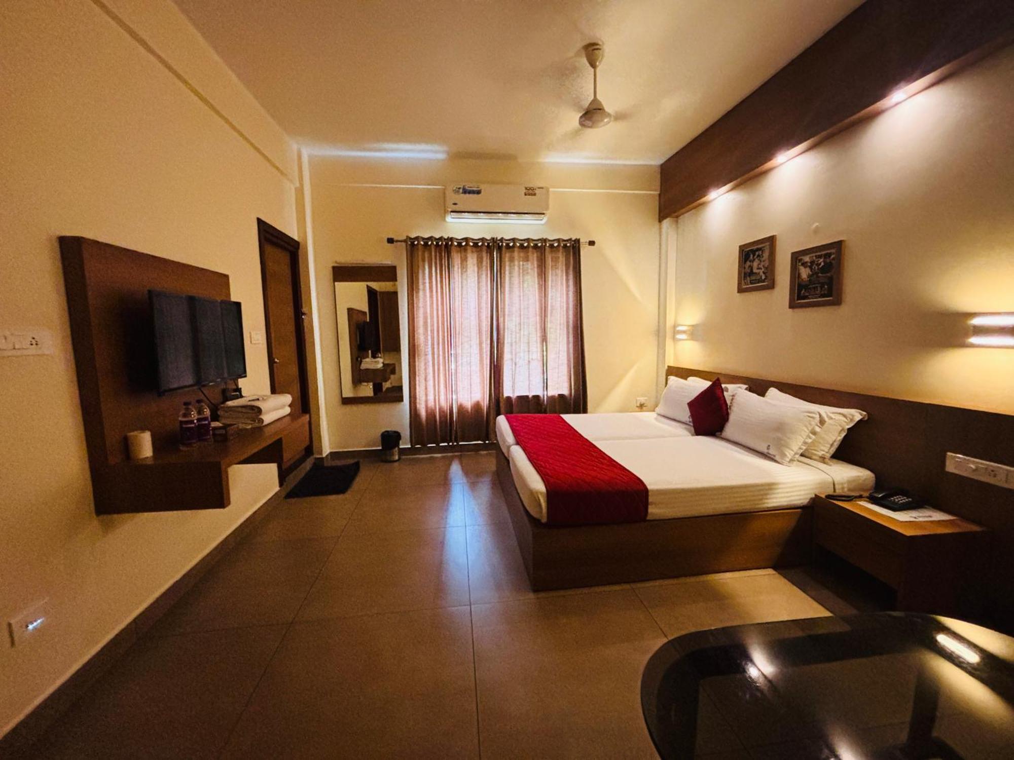 Maharani Hotel Kozhikode Eksteriør bilde