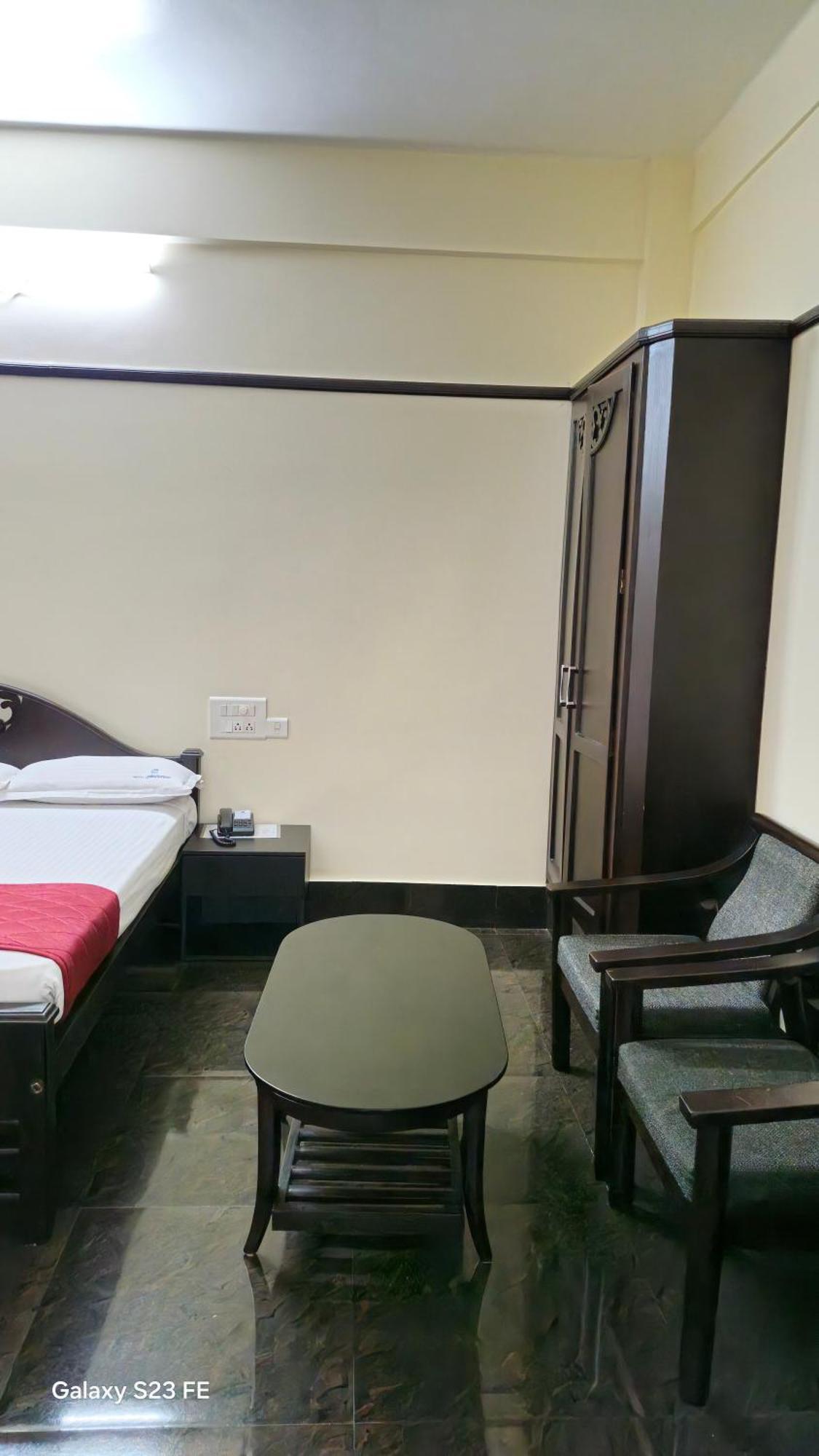 Maharani Hotel Kozhikode Eksteriør bilde